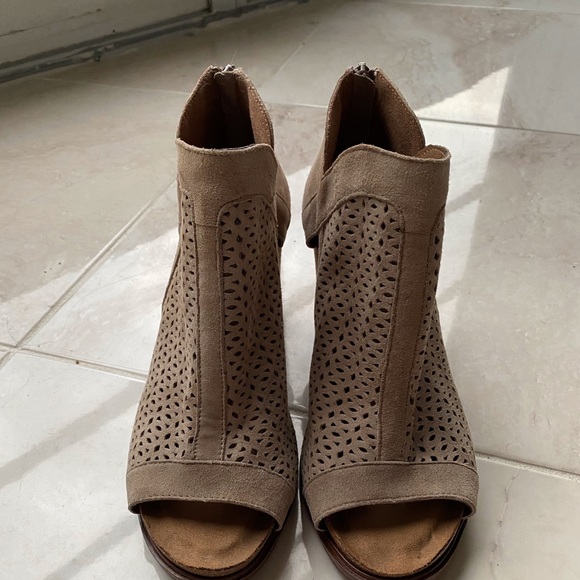 🔥SOFFT SHOES🔥 - Picture 4 of 8